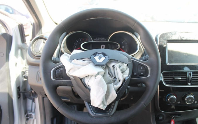 Renault Clio cena 26900 przebieg: 47620, rok produkcji 2020 z Wolbórz małe 92